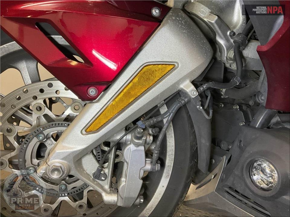 2018 Honda GL1800D GOLDWING TOUR DCT (RED) — фото 41