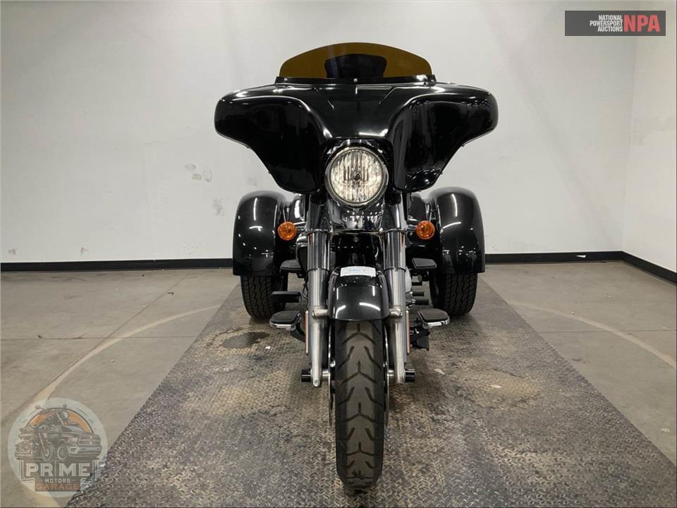 2017 Harley-Davidson FLRT FREEWHEELER — фото 2