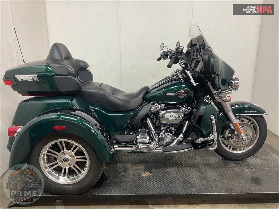 2024 Harley-Davidson FLHTCUTG TRI GLIDE ULTRA CLASSIC — фото 1