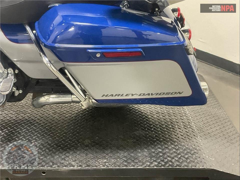 2023 Harley-Davidson FLTRXS ROAD GLIDE SPECIAL — фото 17