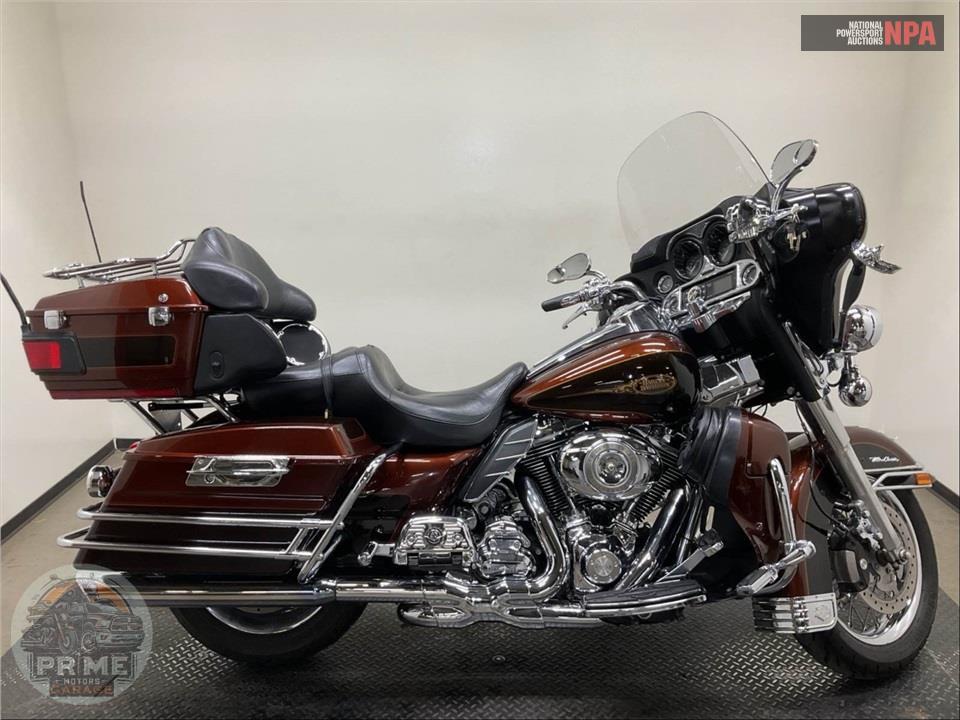 2009 Harley-Davidson FLHTCU ULTRA CLASSIC ELECTRA GLIDE — фото 1