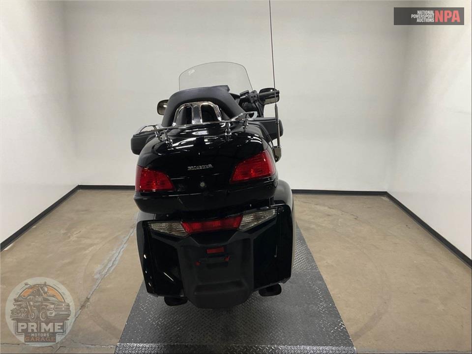 2012 Honda GL1800HPMC GOLDWING — фото 4