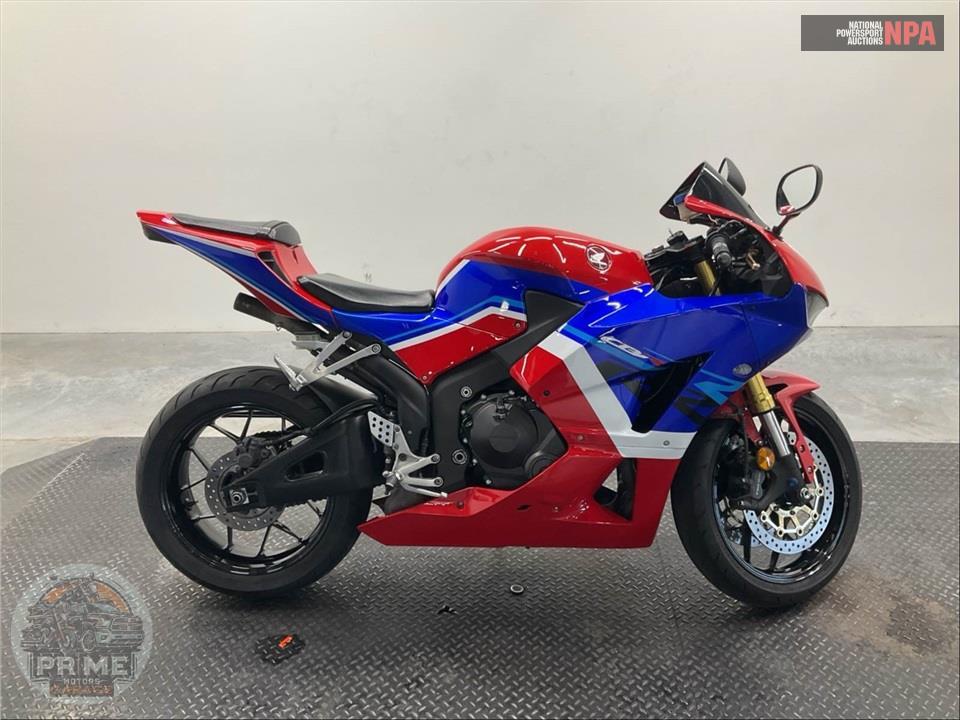 2022 Honda CBR600RR — фото 1