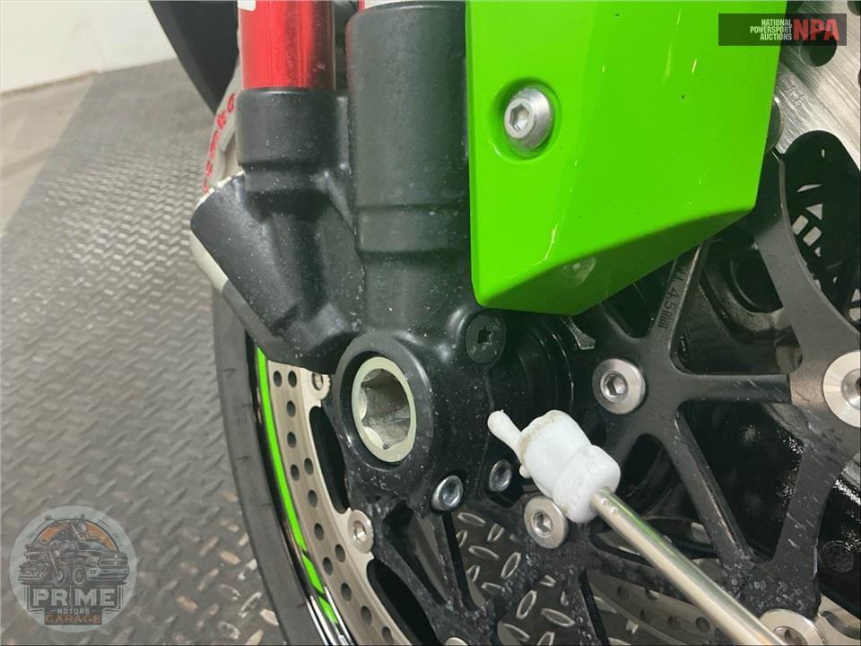 2023 Kawasaki ZX1002MPFAL NINJA ZX-10R — фото 22