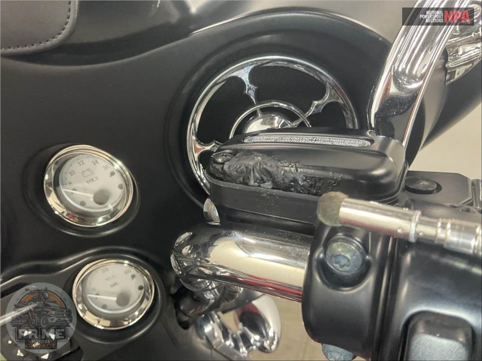 2012 Harley-Davidson FLHX STREET GLIDE — фото 24