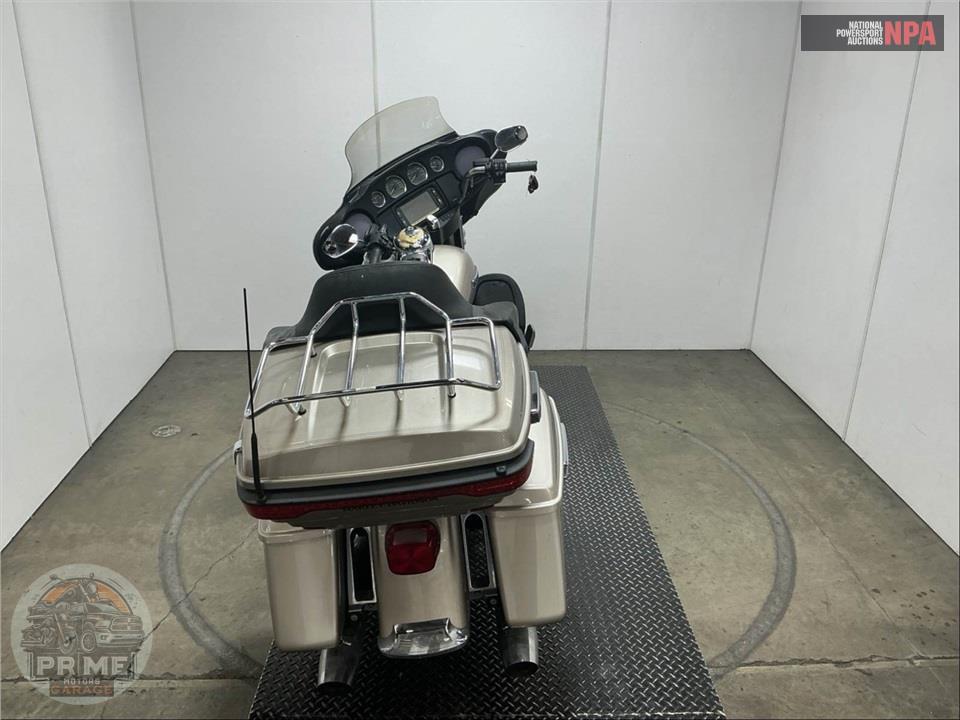 2018 Harley-Davidson FLHTCU ELECTRA GLIDE ULTRA CLASSIC — фото 4