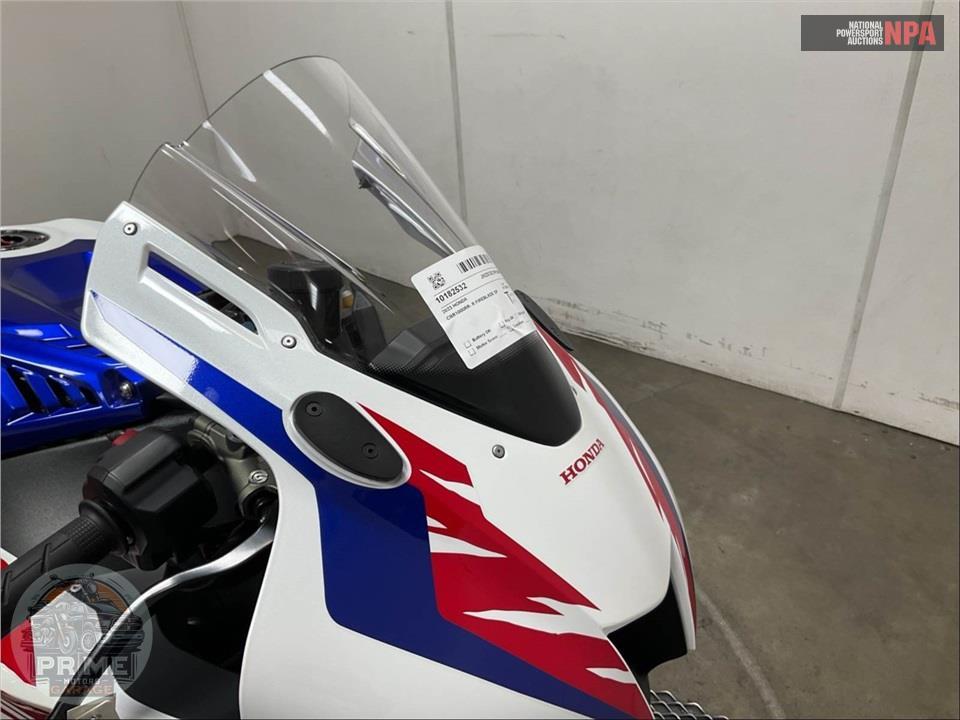 2023 Honda CBR1000RR- R FIREBLADE SP — фото 18