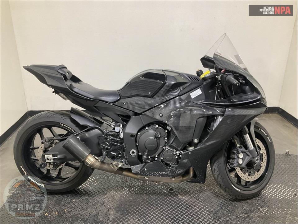 2021 Yamaha YZF-R1 — фото 1