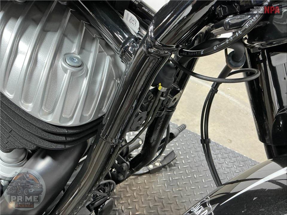 2023 Indian Motorcycle CHIEF BOBBER DARK HORSE (JACK DANIELS) — фото 12
