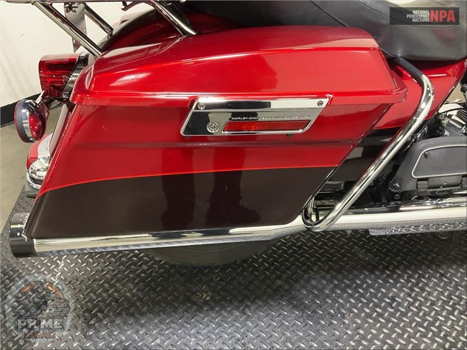 2012 Harley-Davidson FLHTK ELECTRA GLIDE UL LI — фото 28