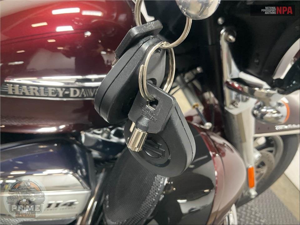 2019 Harley-Davidson FLHTCUTG TRI GLIDE ULTRA — фото 11