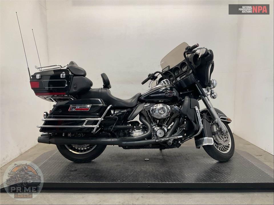 2013 Harley-Davidson FLHTCU UL CLSC EL GLIDE — фото 1