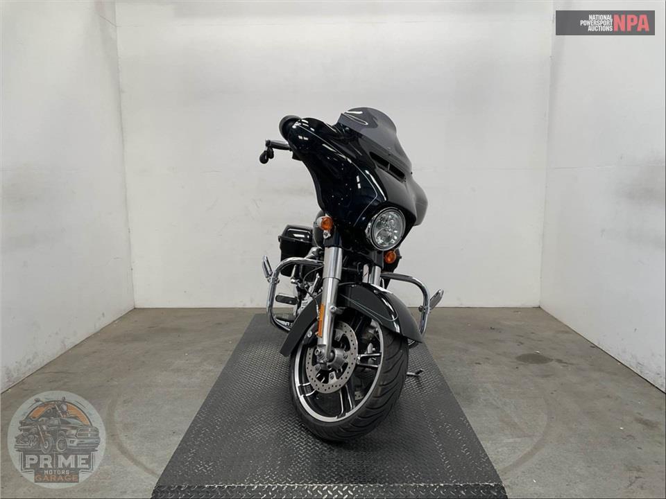2015 Harley-Davidson FLHXS STREET GLIDE SPECIAL — фото 2