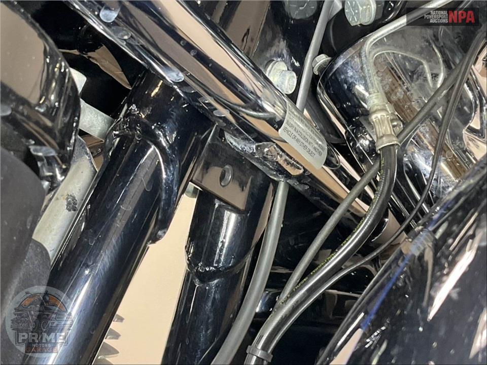 2013 Harley-Davidson FLHTK ELECTRA GLIDE UL LI — фото 12
