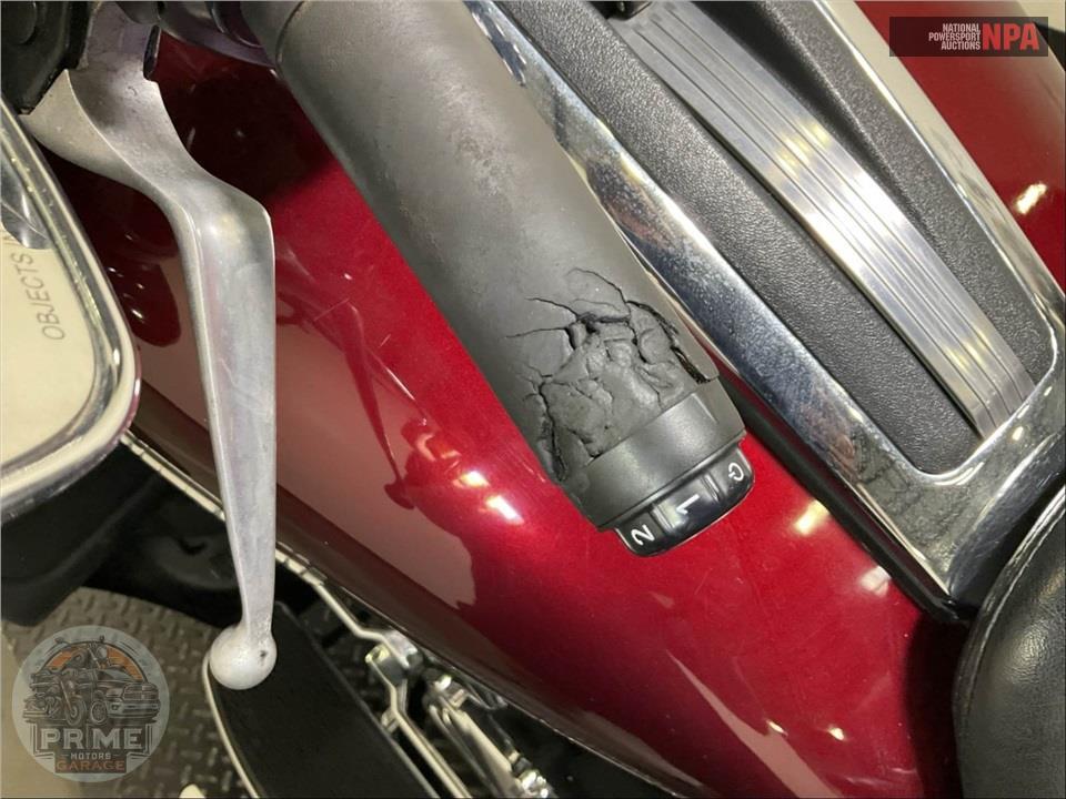 2015 Harley-Davidson FLHTK ELECTRA GLIDE ULTRA LIMITED — фото 37