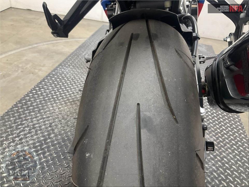 2016 Suzuki GSX-R750L6 — фото 16
