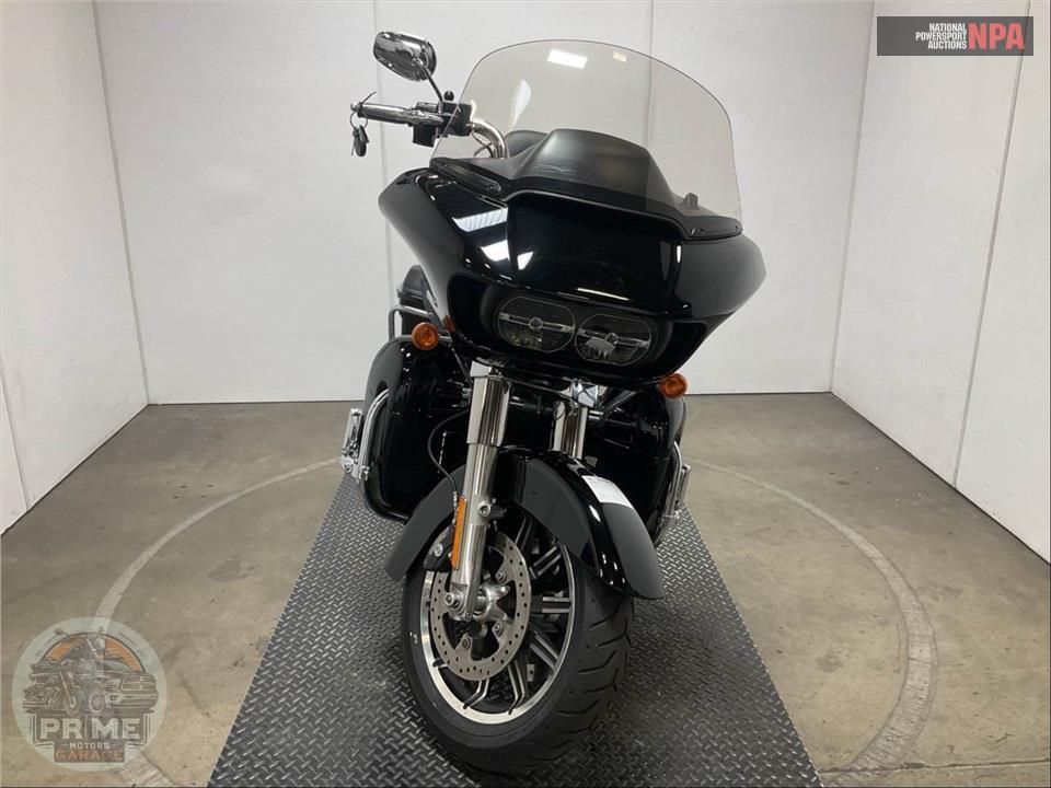 2018 Harley-Davidson FLTRU ROAD GLIDE ULTRA — фото 2
