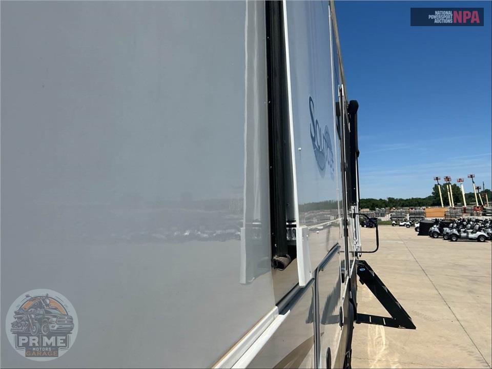 2022 Grand Design Recreational Vehicles M-390RK - SOLITUDE FIFTH WHEEL SERIES — фото 55