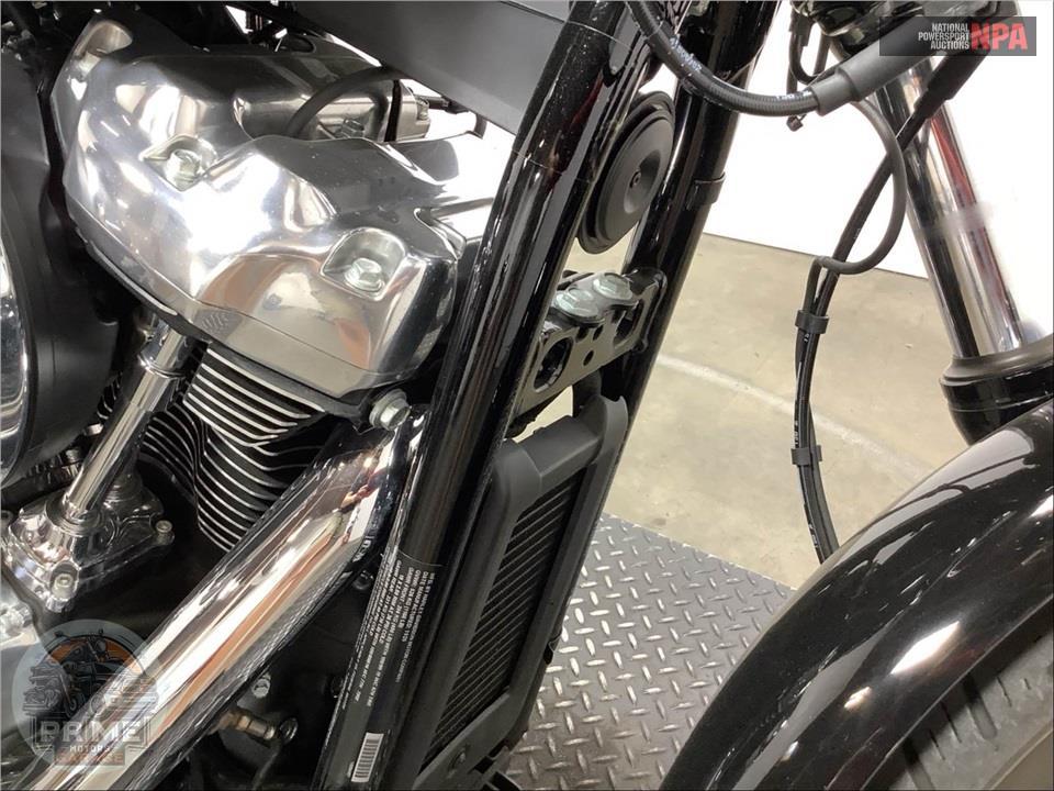 2026 Harley-Davidson FXBB STREET BOB — фото 12