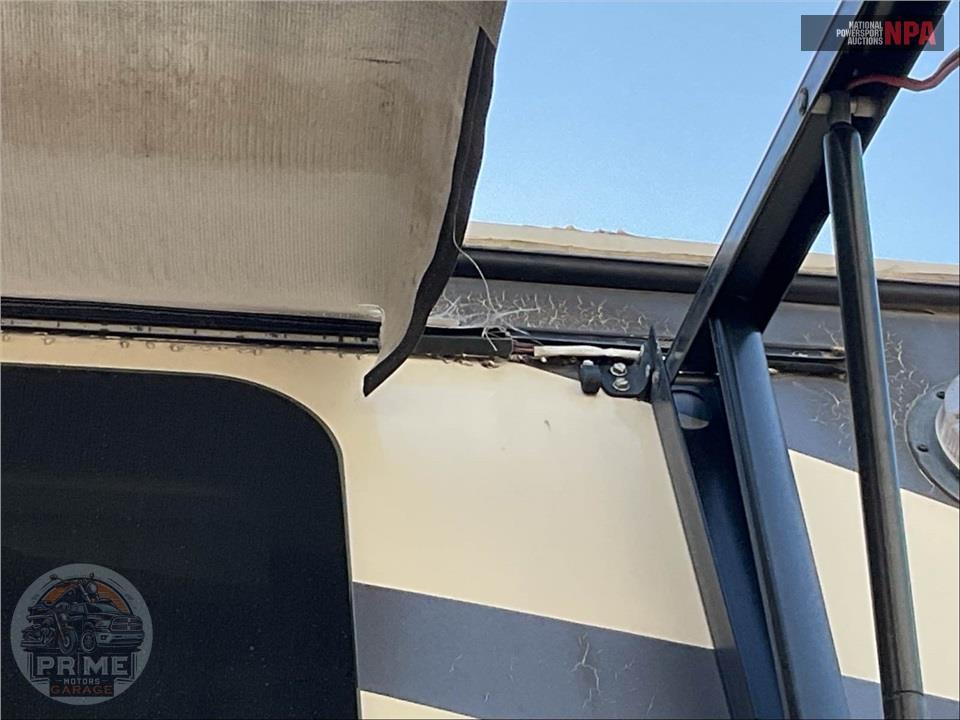 2018 Keystone Rv M-3160 RL - MONTANA LEGACY EDITION FIFTH WHEEL SERIES — фото 30