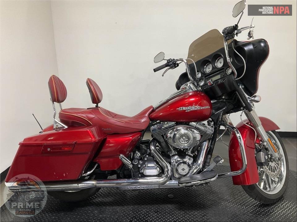 2012 Harley-Davidson FLHX STREET GLIDE — фото 1