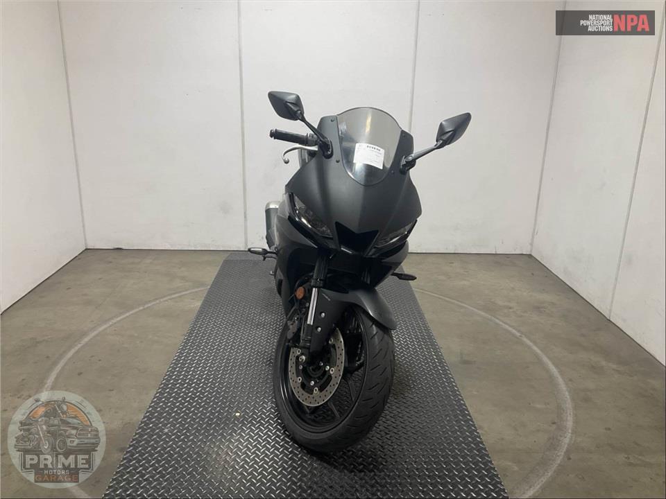 2020 Yamaha YZF-R3 — фото 2