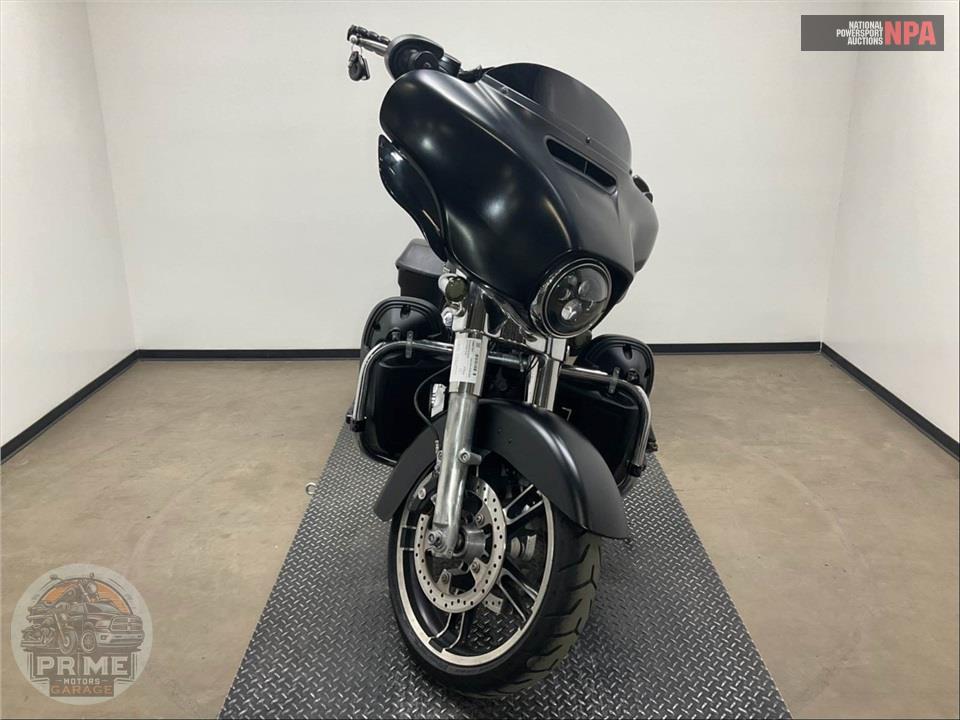 2016 Harley-Davidson FLHX STREET GLIDE — фото 2