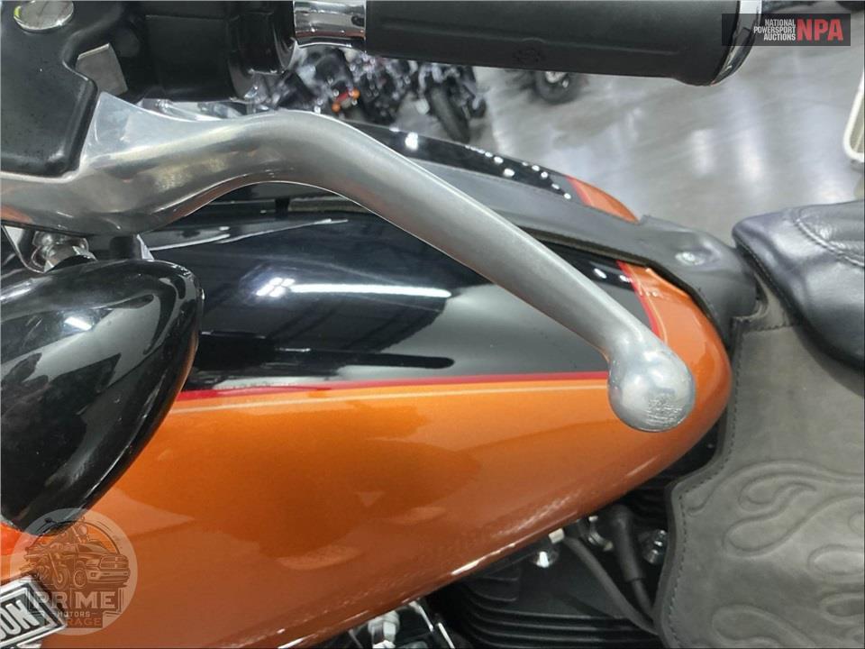 2015 Harley-Davidson FLS SOFTAIL SLIM — фото 17