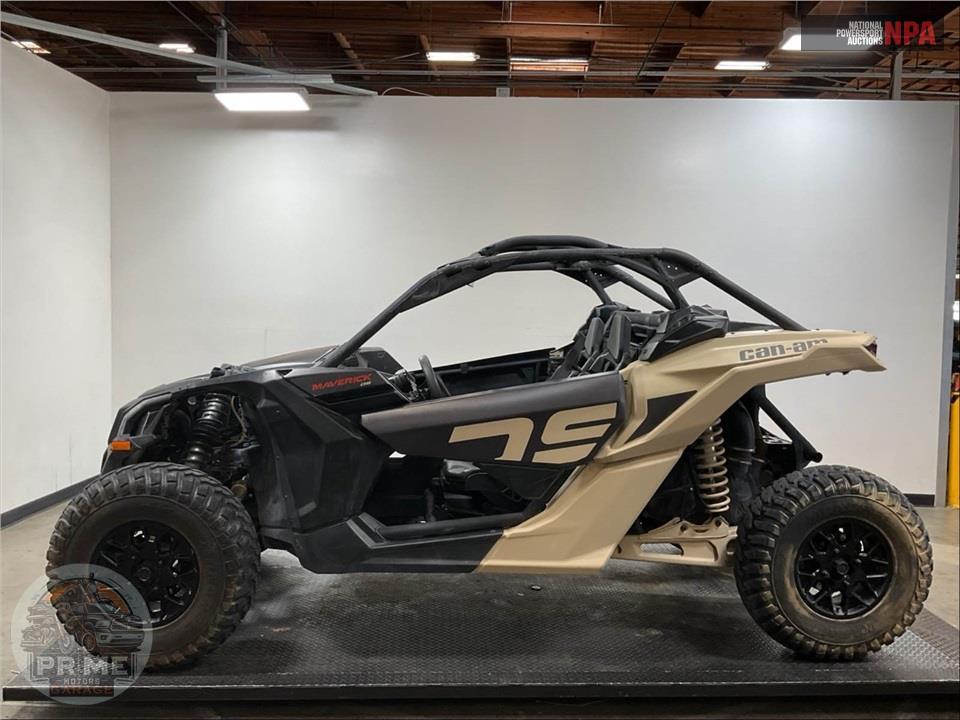 2021 Can-Am MAVERICK X3 DS TURBO — фото 3