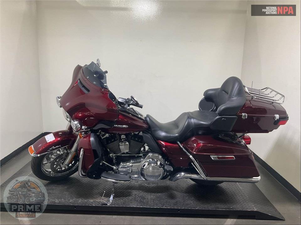 2016 Harley-Davidson FLHTKL ULTRA LIMITED LOW — фото 3
