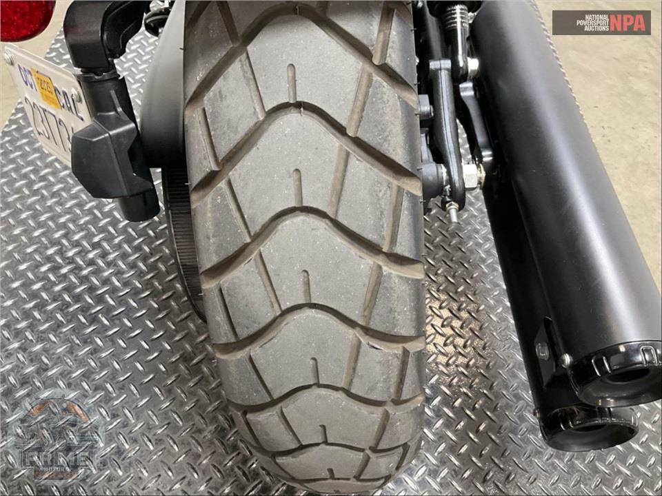 2019 Indian Motorcycle SCOUT BOBBER (ABS) — фото 12