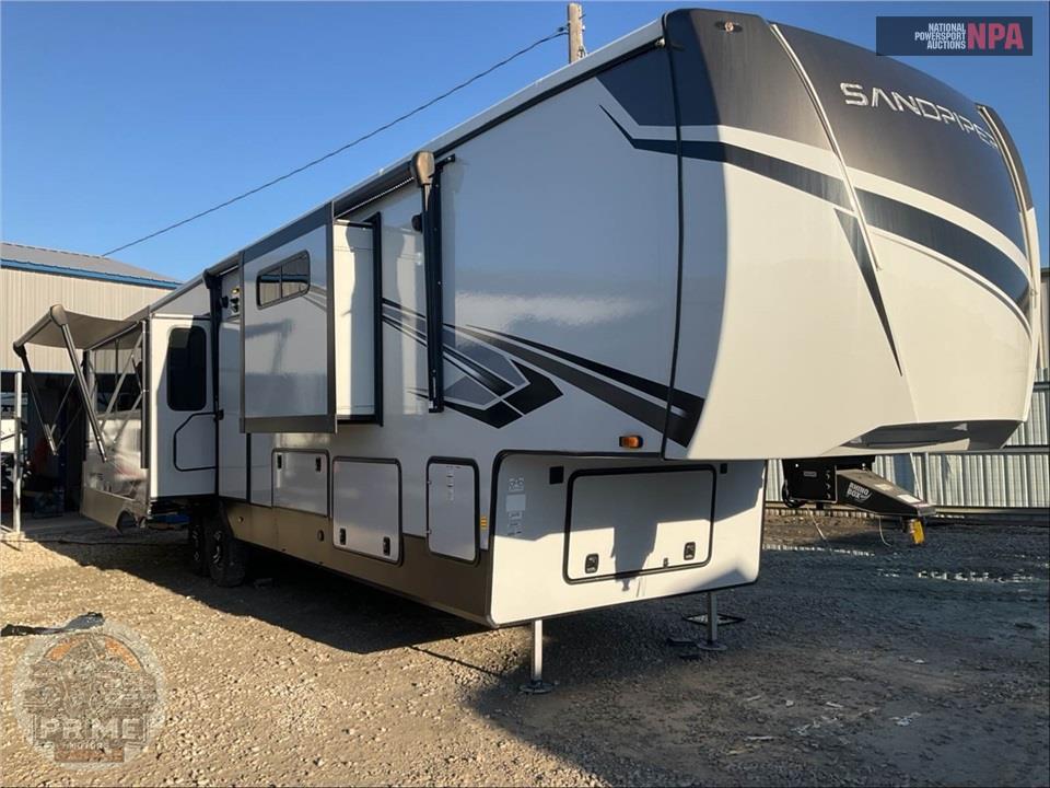 2024 Sandpiper By Forest River M-3800RK - FIFTH WHEEL SERIES — фото 1