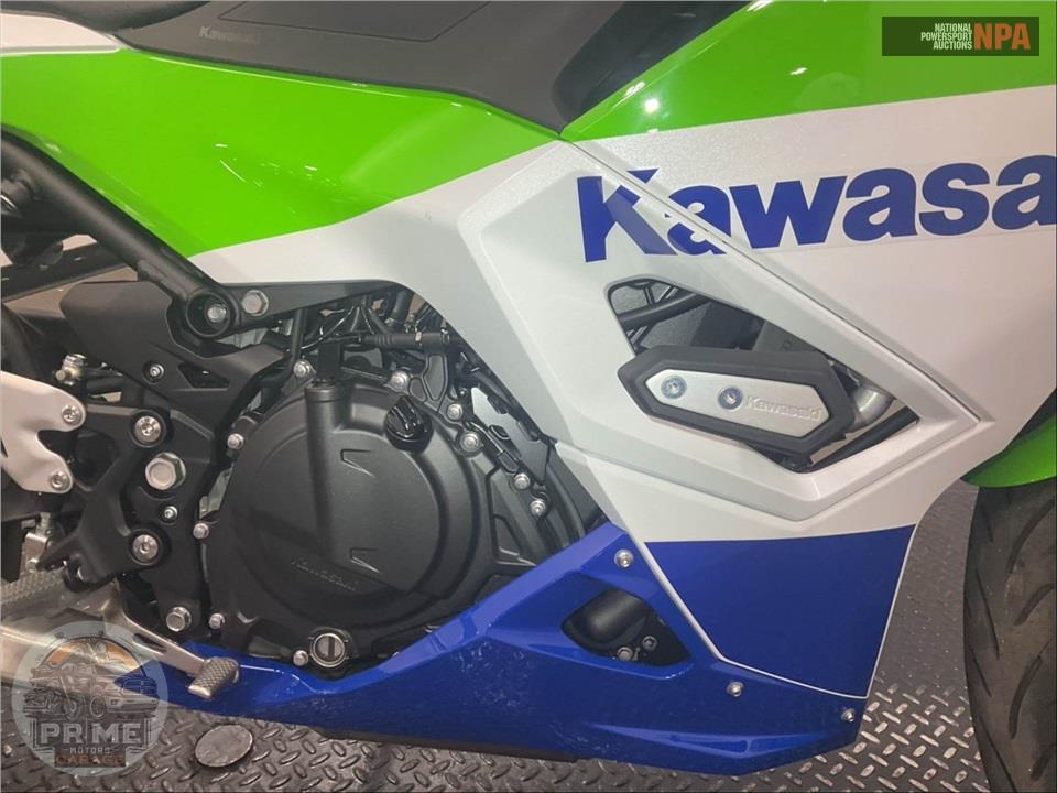 2024 Kawasaki EX500JRFBL NINJA 500 SE 40TH ANNIVERSARY — фото 6
