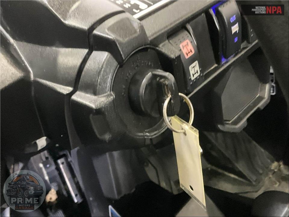 2019 Can-Am MAVERICK SPORT MAX DPS 1000R — фото 5