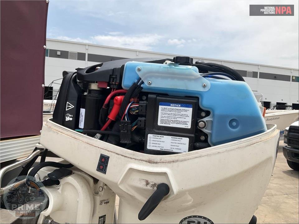 2021 Apex Marine 818 CTR FISHTAIL QWEST EDGE SERIES L=19/E=1 50HP EVINRUDE OB — фото 7