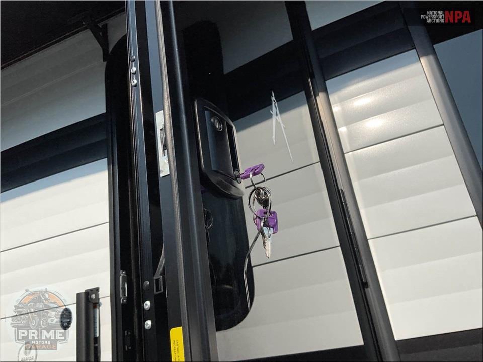 2025 Grand Design Recreational Vehicles M-315RKT - TRANSCEND SERIES — фото 25