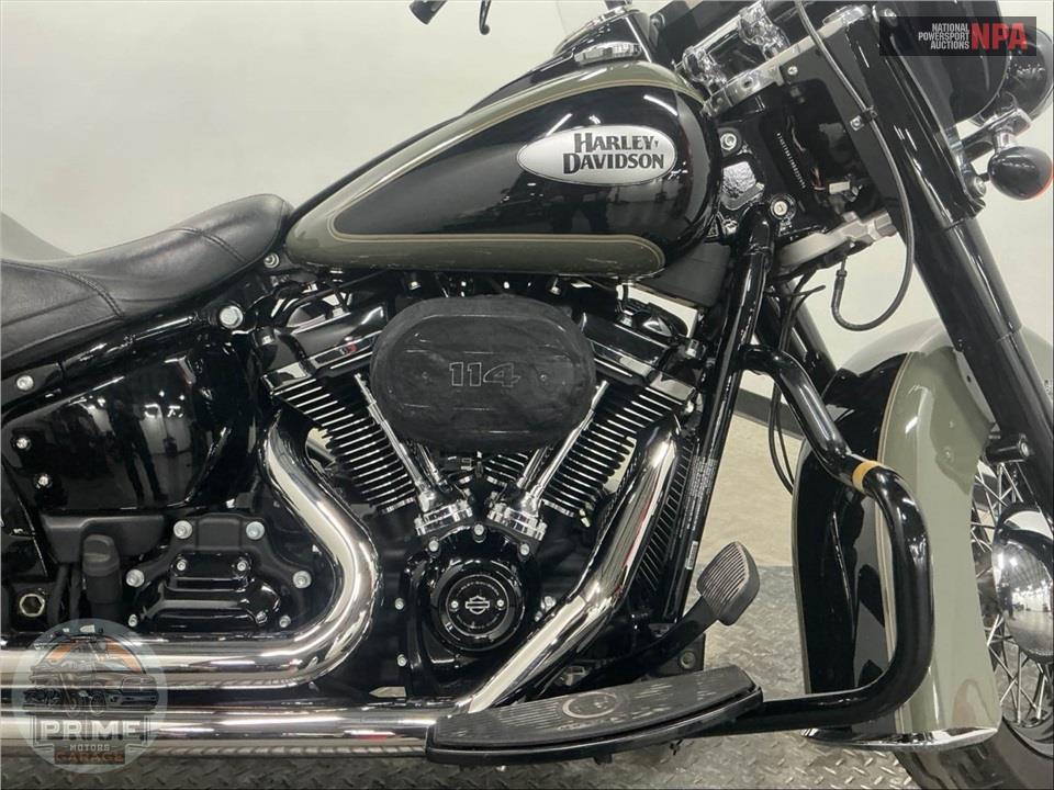 2021 Harley-Davidson FLHCS HERITAGE CLASSIC 114 — фото 6