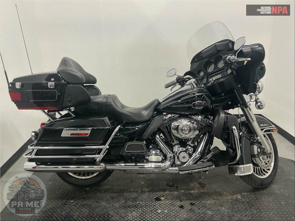 2013 Harley-Davidson FLHTCU UL CLSC EL GLIDE — фото 1
