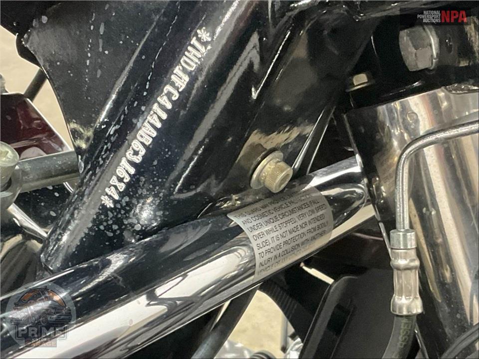 2010 Harley-Davidson FLHTCU ULTRA CLASSIC ELECTRA GLIDE — фото 12