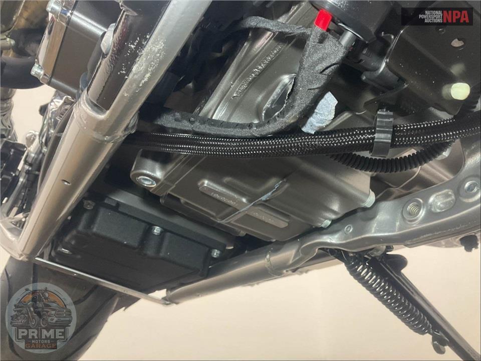 2025 Harley-Davidson FLSTFI SOFTAIL FAT BOY GRAY GHOST — фото 12
