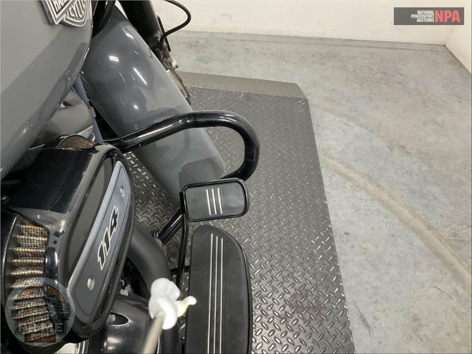 2022 Harley-Davidson FLTRXS ROAD GLIDE SPECIAL — фото 26