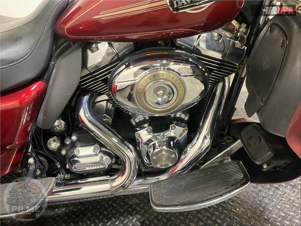 2009 Harley-Davidson FLHTCUTG TRIGLIDE ULTRA CLASSIC — фото 6