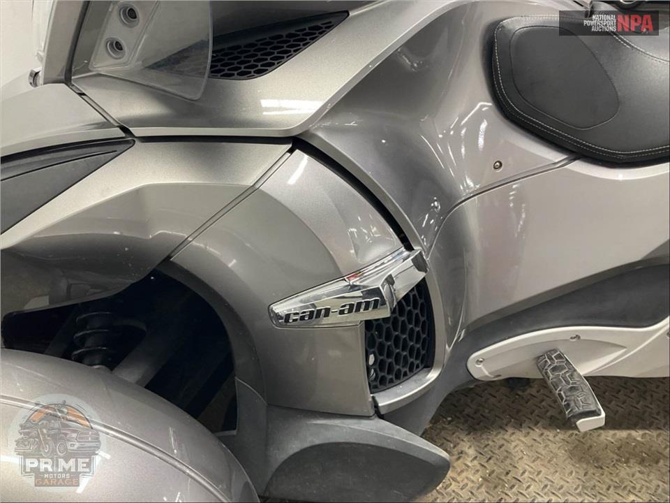 2012 Can-Am SPYDER RT SE5 AUDI&CONVI — фото 7