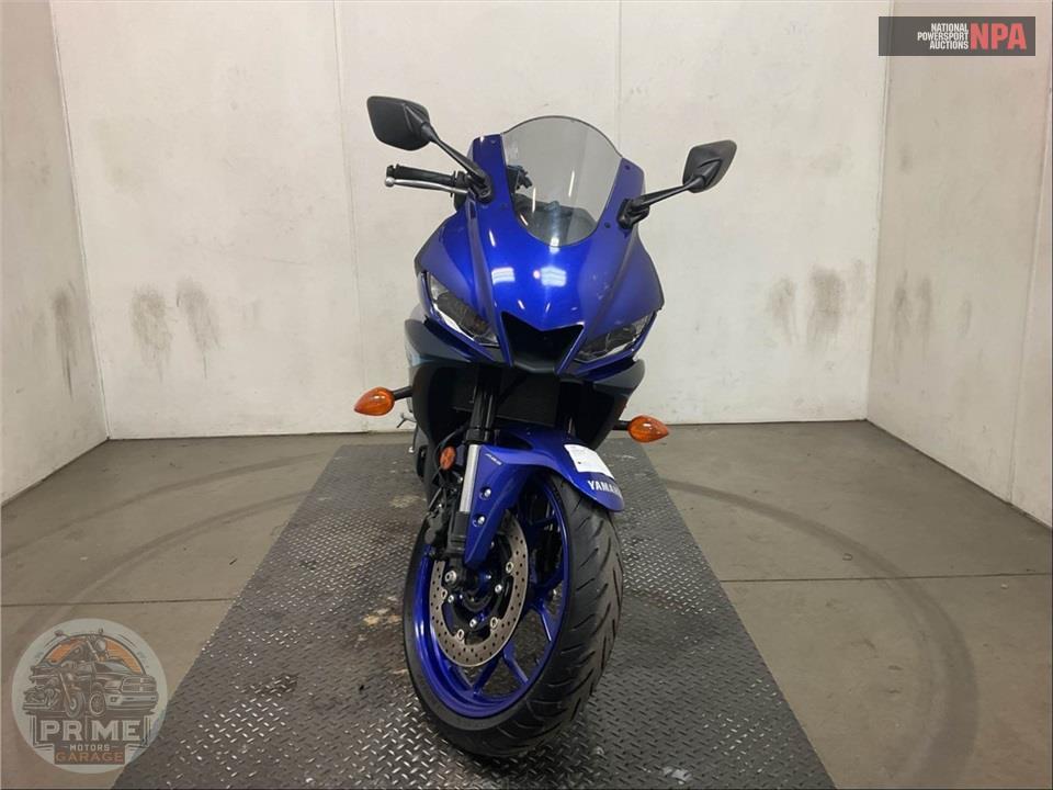2024 Yamaha YZF-R3 — фото 2
