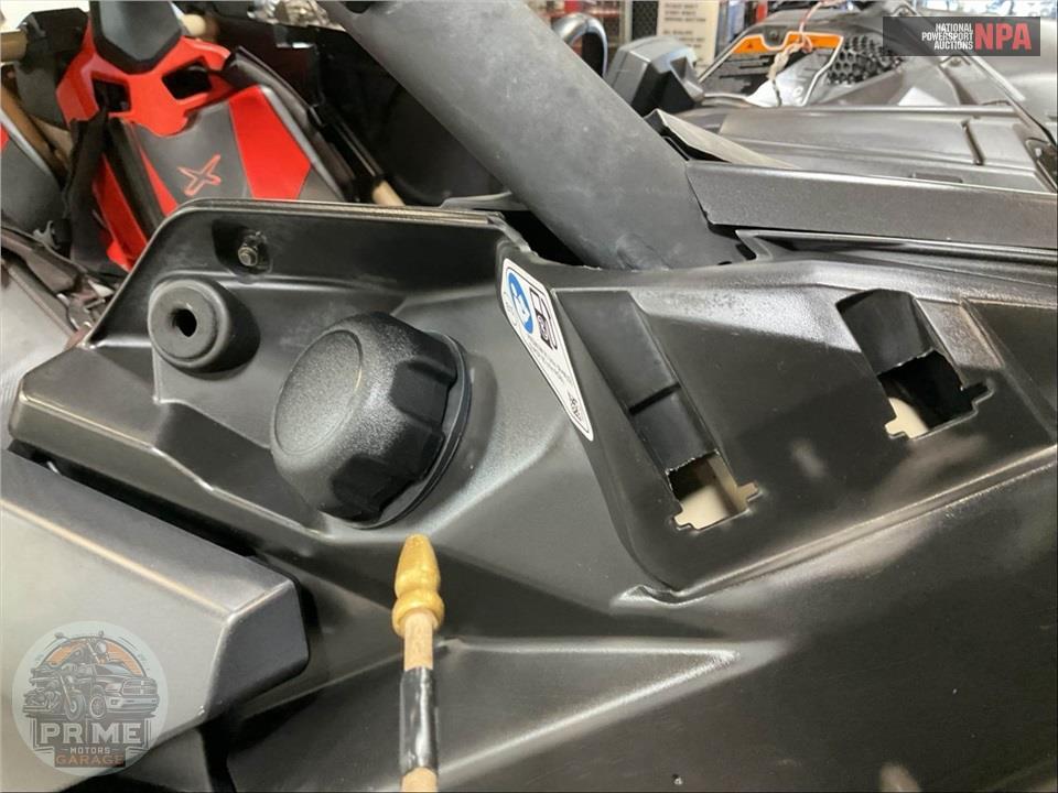 2021 Can-Am MAVERICK X3 MAX X DS TURBO RR (DESERT TAN & CARBON BLACK, RED) — фото 12