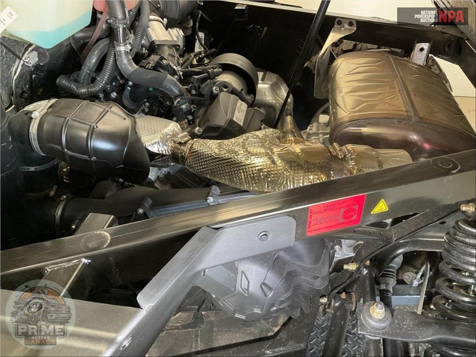 2025 Can-Am DEFENDER MAX LIMITED CAB HD10 — фото 9