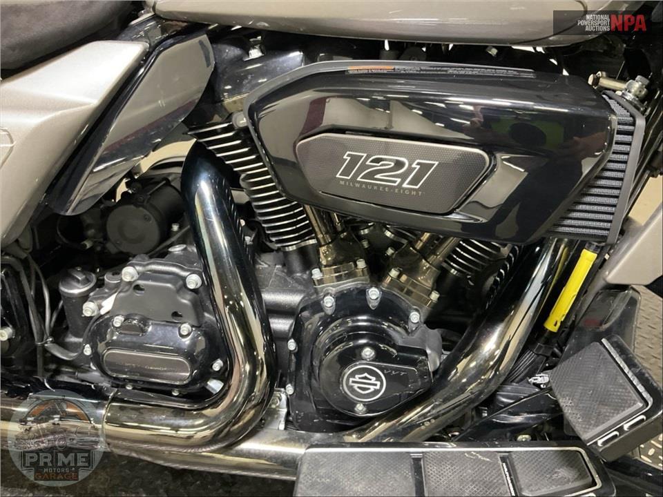 2023 Harley-Davidson FLTRXSE CVO ROAD GLIDE — фото 6