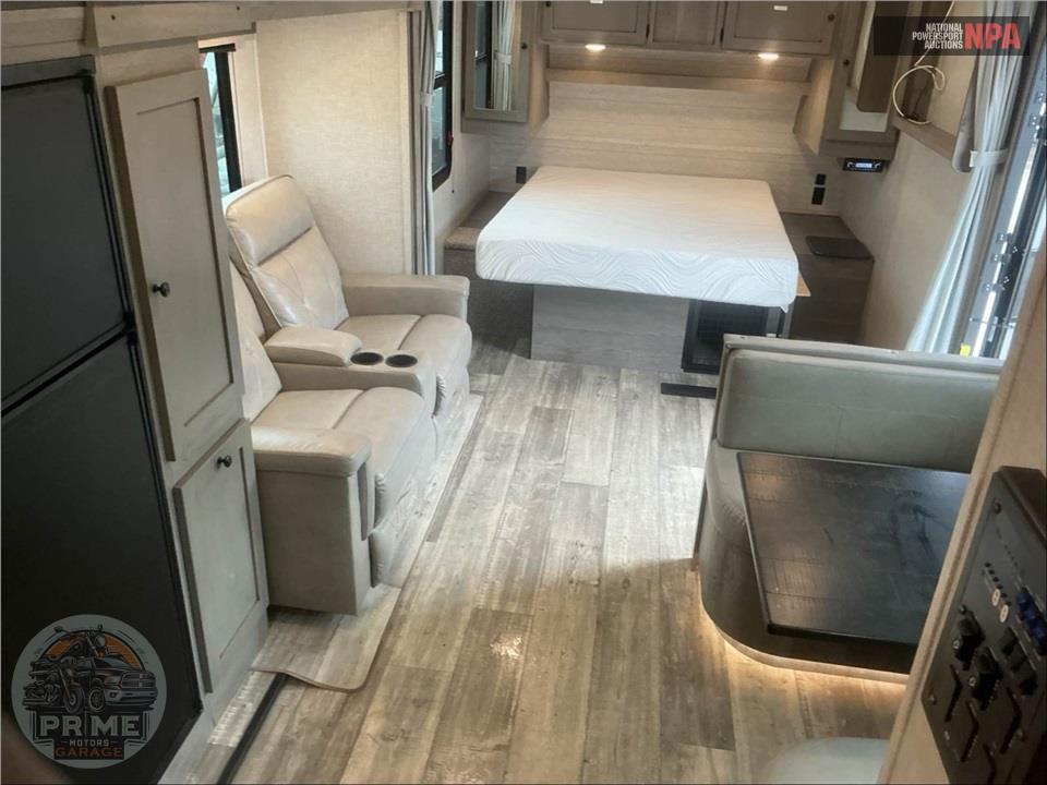 2021 Keystone Rv M-221 UMD - OUTBACK ULTRA-LITE SERIES — фото 7