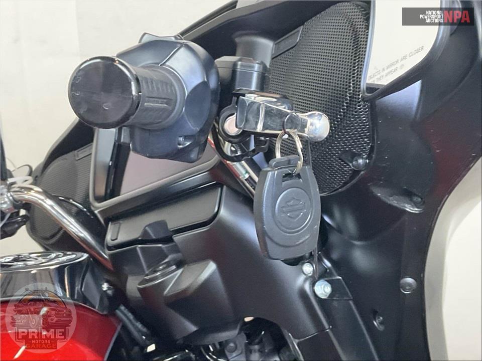 2025 Harley-Davidson FLHXU STEET GLIDE ULTRA — фото 10