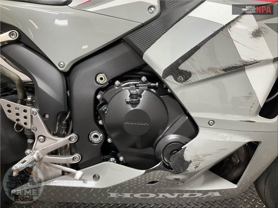 2026 Honda CBR600RR ABS — фото 6